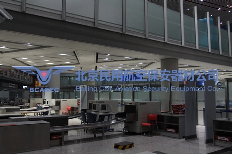 機(jī)場(chǎng)安檢設(shè)備使用現(xiàn)場(chǎng)圖片 機(jī)場(chǎng)安檢設(shè)備使用現(xiàn)場(chǎng)圖片