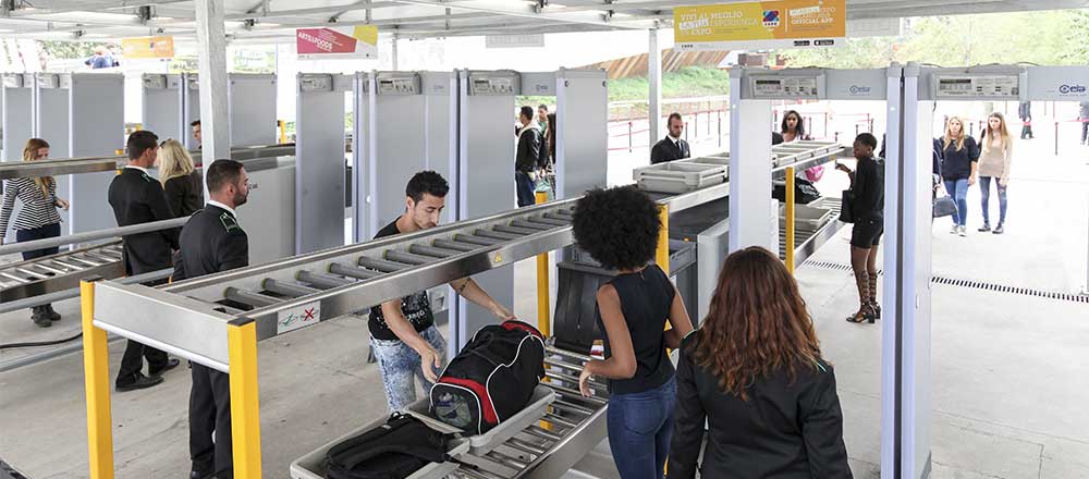 1700036921471916.jpg 1-22011GGJ9331.jpg